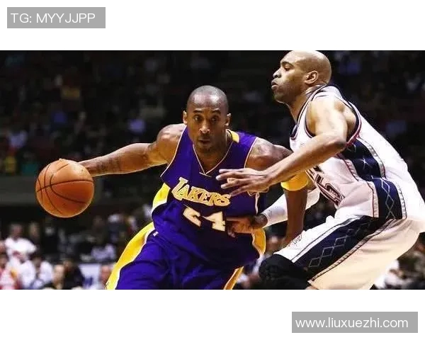 詹姆斯心目中的足球偶像明星是谁揭秘他的运动情怀与偶像崇拜