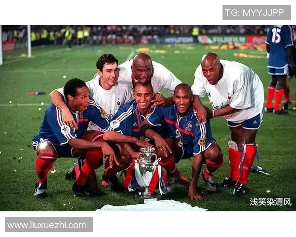 1966年美国足球明星的传奇故事与影响力探讨