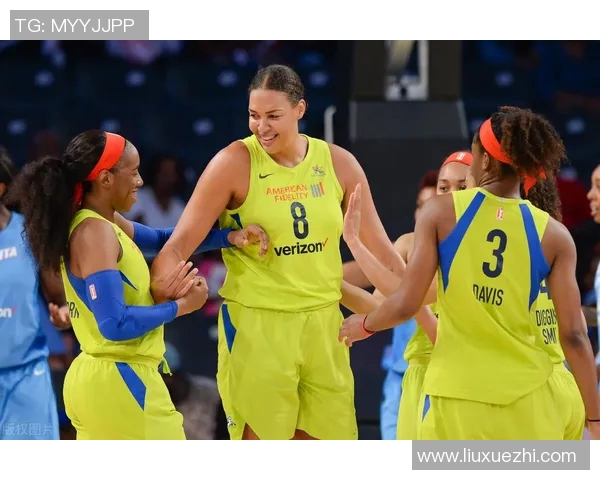 WNBA激战达拉斯飞翼对阵王牌球队精彩回顾与赛季展望